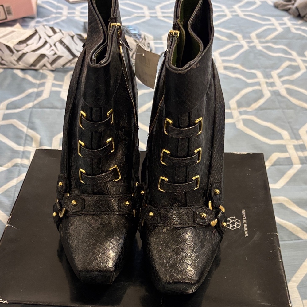 Guess Black Textured Heeled Boots with Gold Details
